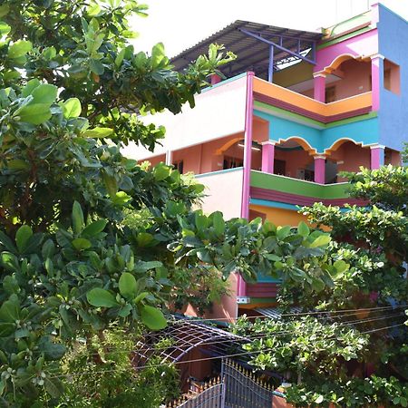 Rainbow Guest House Tiruvannāmalai Εξωτερικό φωτογραφία